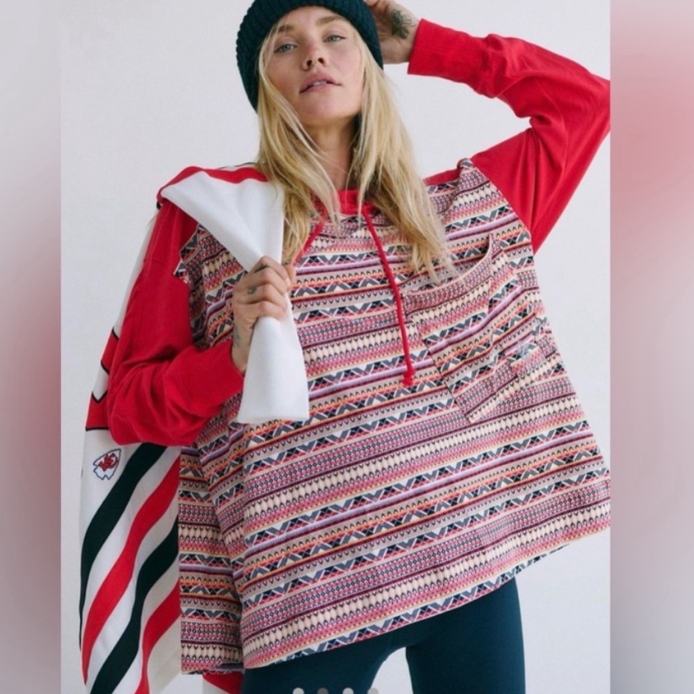 Free People Hot Shot Printed Hooded Layer In Nordic Red Ridge. NWT! Sz M & L